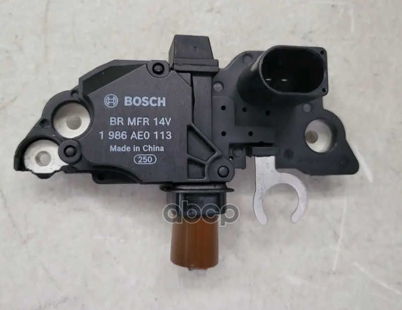Реле-регулятор напряжения 1986AE0113 Bosch арт. 1986AE0113