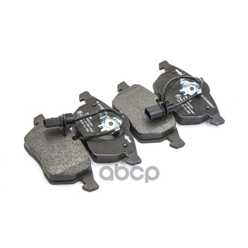 Колодки тормозные дисковые перед Delphi арт. LP1672