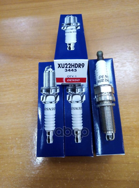 Свеча зажигания HYUNDAI ACCENT/ELANTRA/I30/SOLARIS/KIA CEED/CERATO/RIO/SOUL Denso арт. XU22HD-R9
