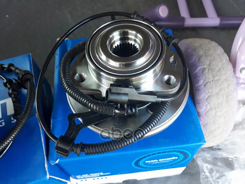 Ступица в сборе передняя FORD EXPLORER 02-05 4WD IJ223040 ILJIN арт. IJ223040