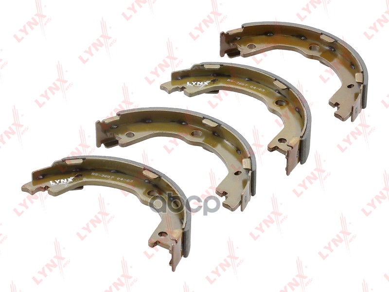 Колодки тормозные стояночные HYUNDAI H1 2.4-2.5d 00-07 / Santa-Fe II(CM) 2.2d-2.7 06-12 / Trajet(FO) LYNXauto арт. bs-3607