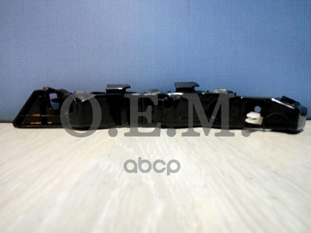 Кронштейн бампера переднего правый Kia Sportage 3 SL (2010-2016) O.E.M. арт. OEM0024KBPR