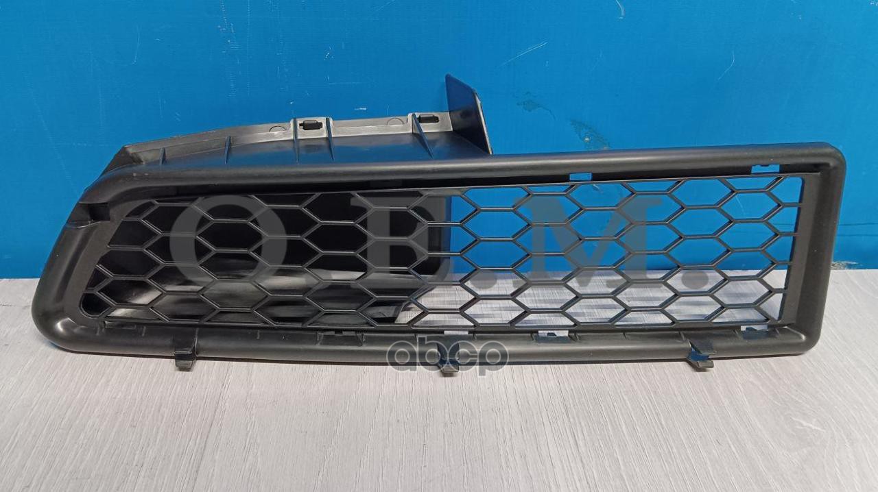 Решетка в бампер нижняя левая Renault Logan 1 2004-2009 O.E.M. арт. OEM1558L