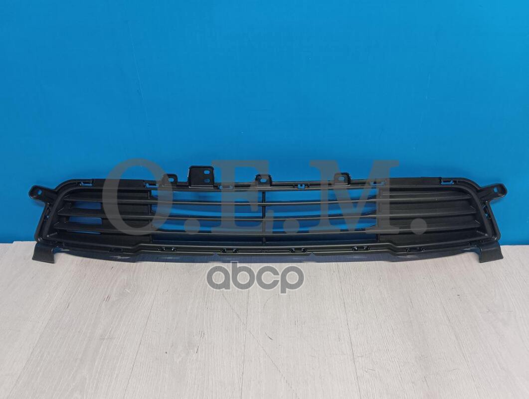 Решетка в бампер нижняя Mitsubishi Outlander 3 2012-2015 O.E.M. арт. OEM3658