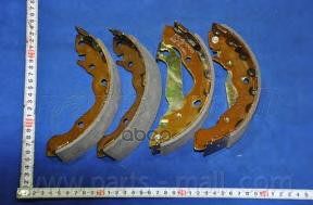 Колодки тормозные барабанные HYUNDAI ACCENT PMC 5830525A10 Parts-Mall арт. pla-011