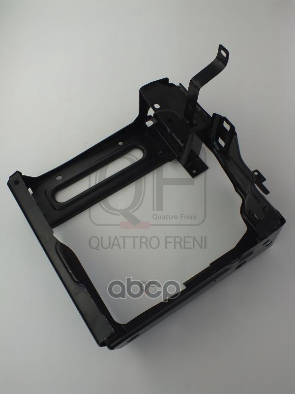 Кронштейн радиатора левый QUATTRO FRENI арт. qf23g00026
