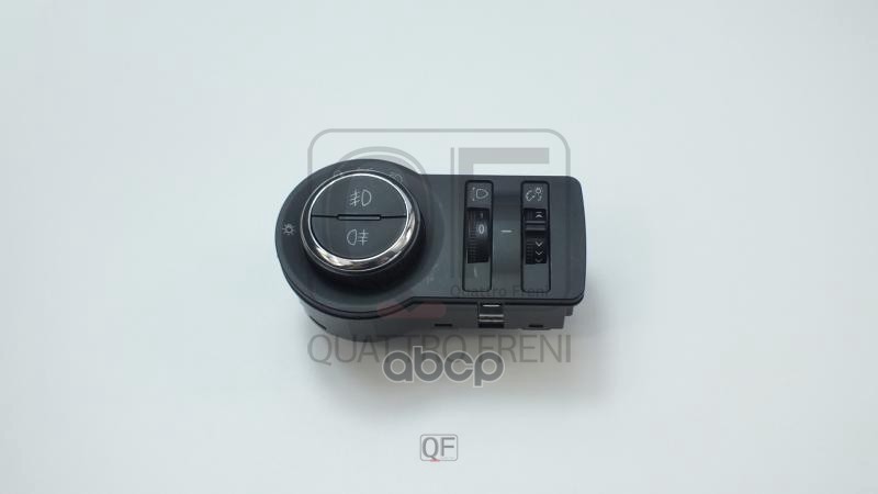 Переключатель света QUATTRO FRENI арт. qf25q00032
