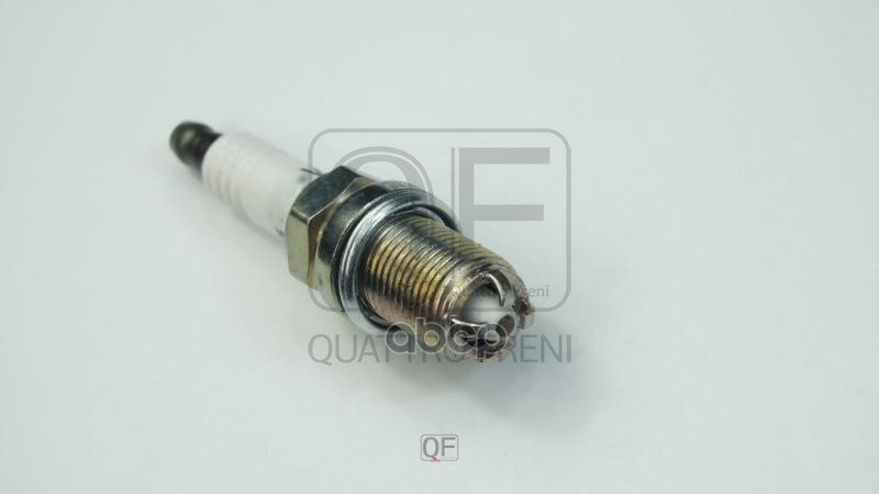 Свеча зажигания QUATTRO FRENI арт. qf29a00048