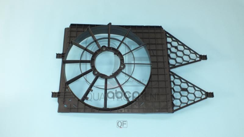 Диффузор вентилятора охлаждения двигателя QUATTRO FRENI арт. qf75a00109