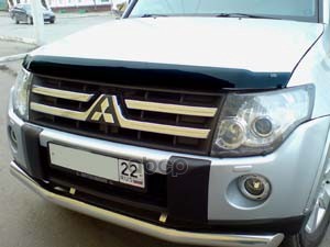 Дефлектор капота темный MITSUBISHI PAJERO IV 2007-, NLD.SMIPAJ0712 SIM арт. NLD.SMIPAJ0712