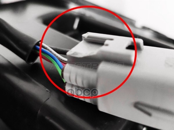 Фара TOYOTA HIGHLANDER 16-20 LH галоген (уценка на 10%) Sat арт. D10-ST-112-11H5L-U001