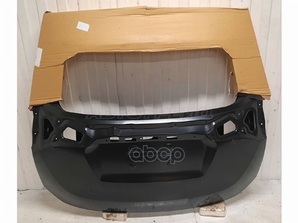 Дверь багажника Toyota RAV4 (XA40) 12-15 (под камеру) (уценка на 10%) Sat арт. D10-ST-TYY4-075-0-U002