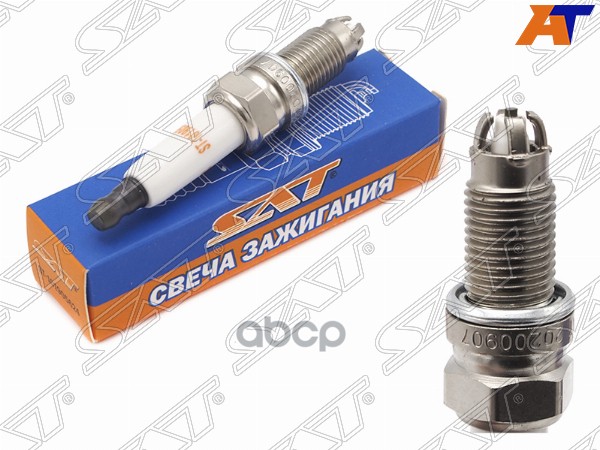 Свеча зажигания VW PHAETON/TOUREG 3.2 04- Sat арт. ST-101905624