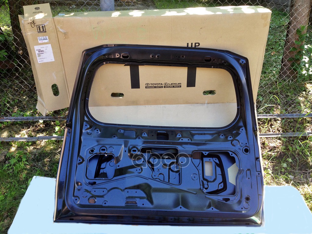 Дверь багажника Toyota Land Cruiser Prado (J150) 09-13 / Lexus GX 09-19 TOYOTA арт. 67005-60F50