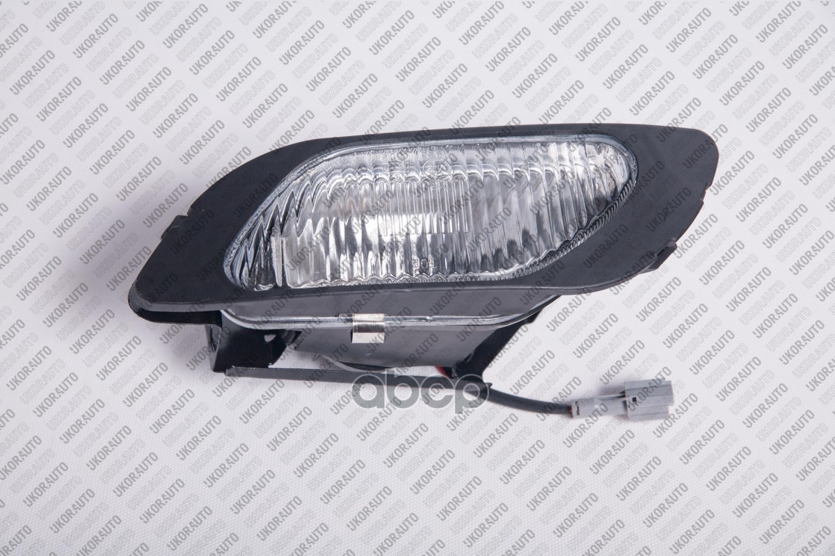 Фара Противотуманная Правая Ukor Auto арт. U0522004R