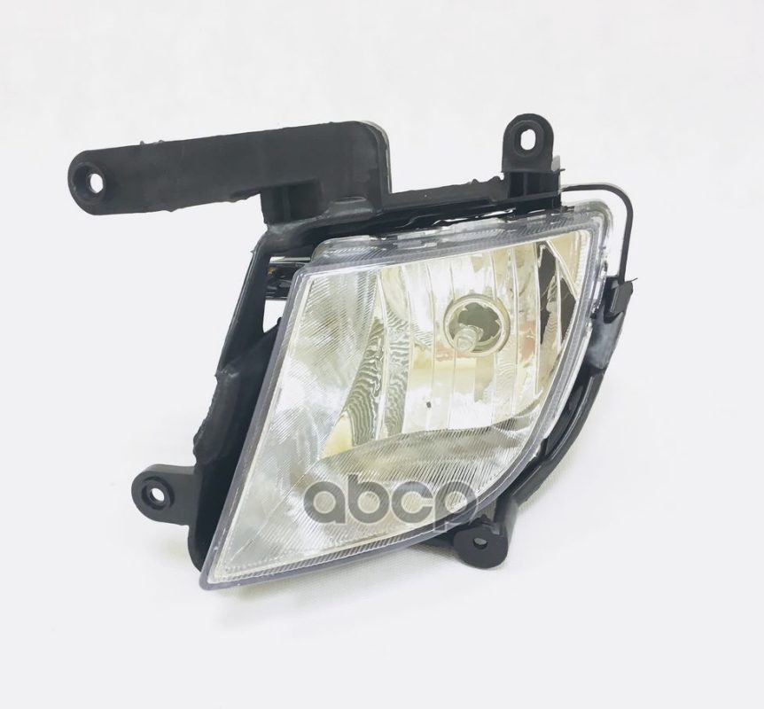 Фара Противотуманная Правая Ukor Auto арт. U0522013R